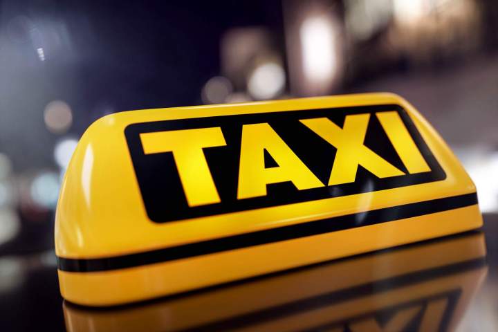 La gestion des retards de vol lors de la réservation d'un taxi à l'aéroport, Martinique